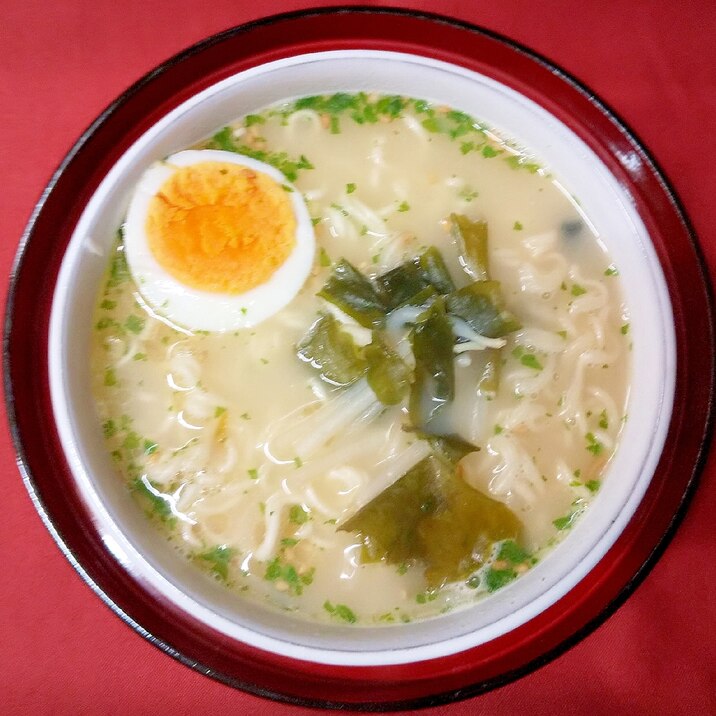 ゆで卵ラーメン